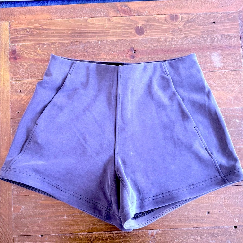 Lululemon blue shorts in perfect condition